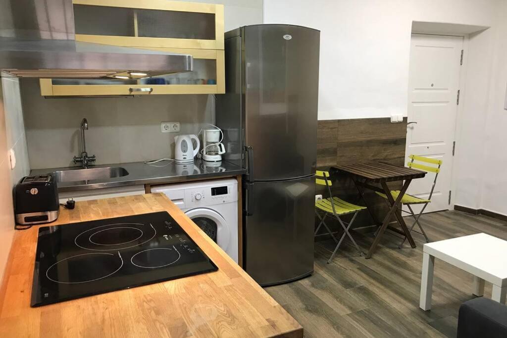 דירות גרנדה Bonito Apartamento Junto A Paseo De La Bomba מראה חיצוני תמונה